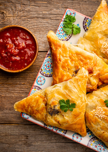 فطاير سبانخ (٦ قطع) - Spinach Pastries (6 Pieces)